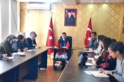 Kaymakamımız Sayın Mubin DEMİRKIRAN Okul/kurumlarımızda Proje Hazırlayan Öğretmenler ile Bir Araya Geldi.